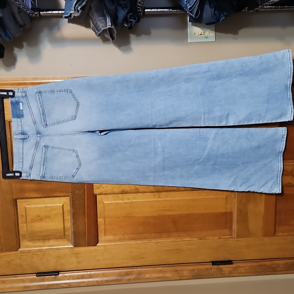 NWOT Daze Denim High Wide-Leg Distressed Jeans - Picture 7 of 12
